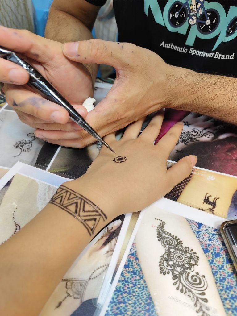 印度海娜手绘纹身