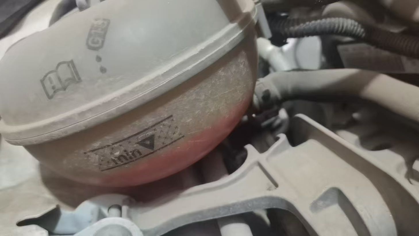 德国马牌稀土开发区车逸达汽修店