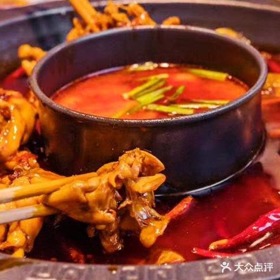 不给叫美蛙屋头火锅(云路街店)