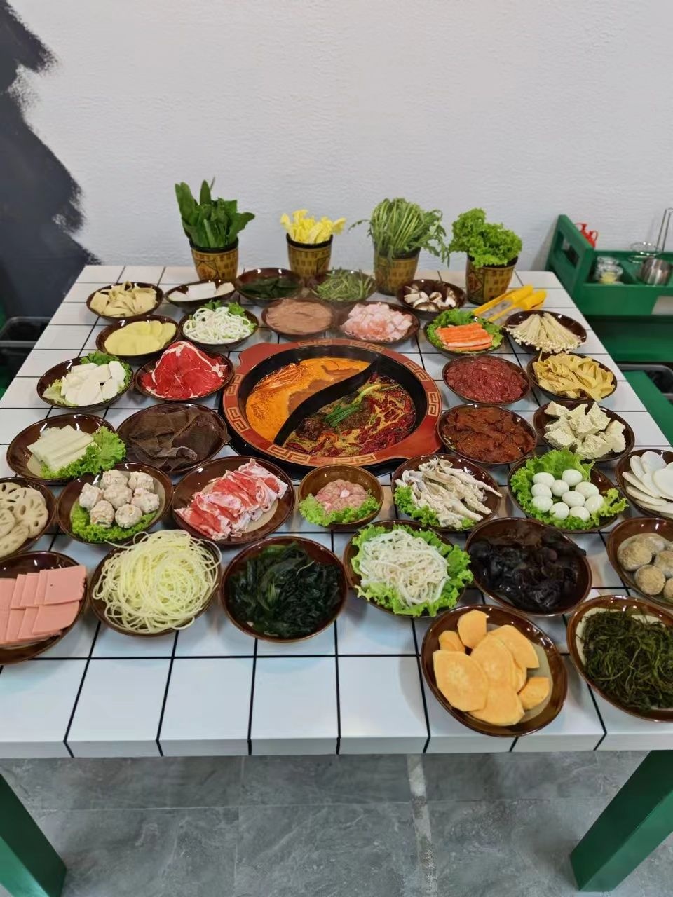 摆烂火锅锅