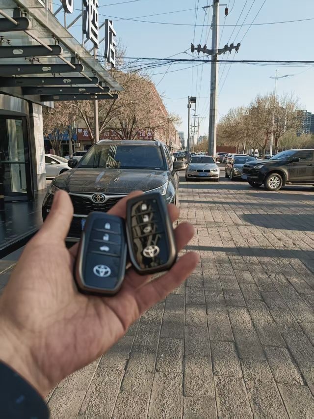 钥玛开锁汽车钥匙