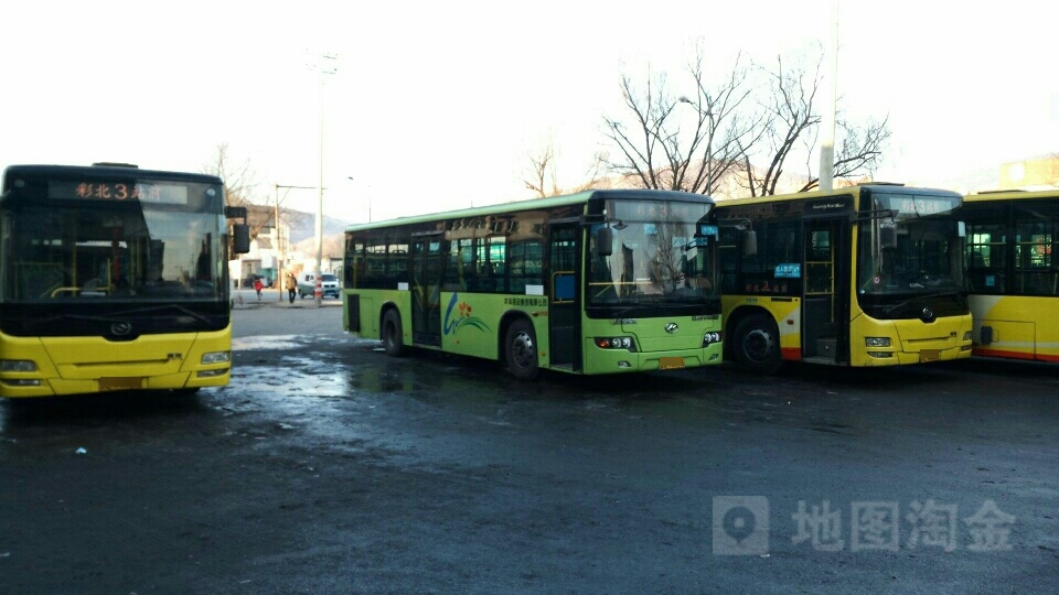 本溪市溪湖区彩屯北路108-27号附近