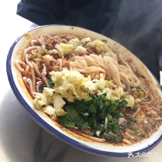 珀玉莲花白米线象店(总店)