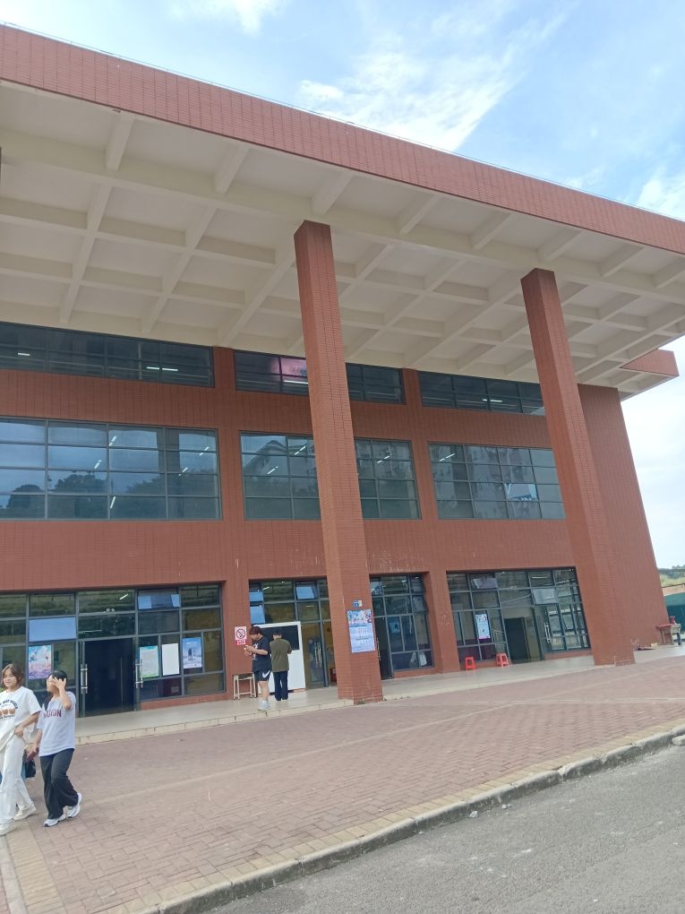 广东创新科技职业学院-体育馆