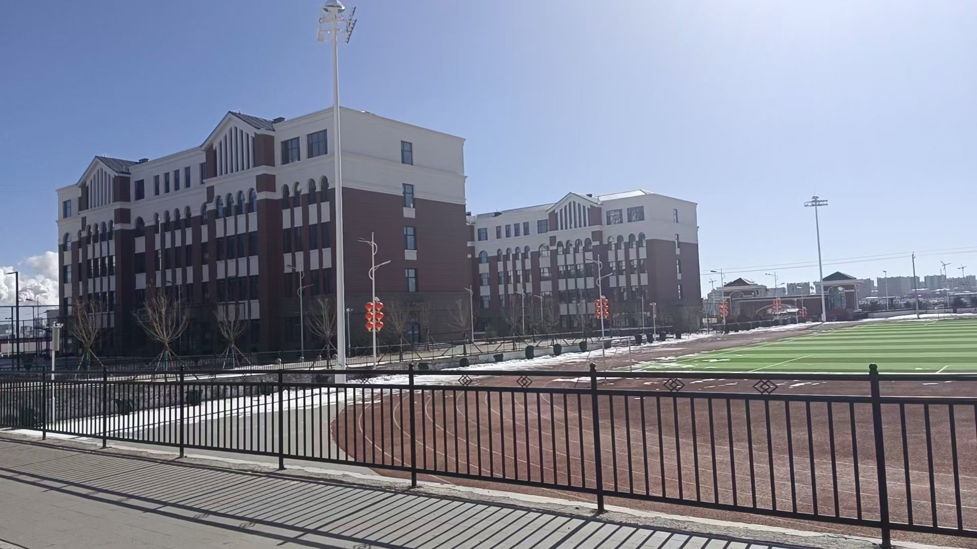 乌兰察布市衡水卓远中学