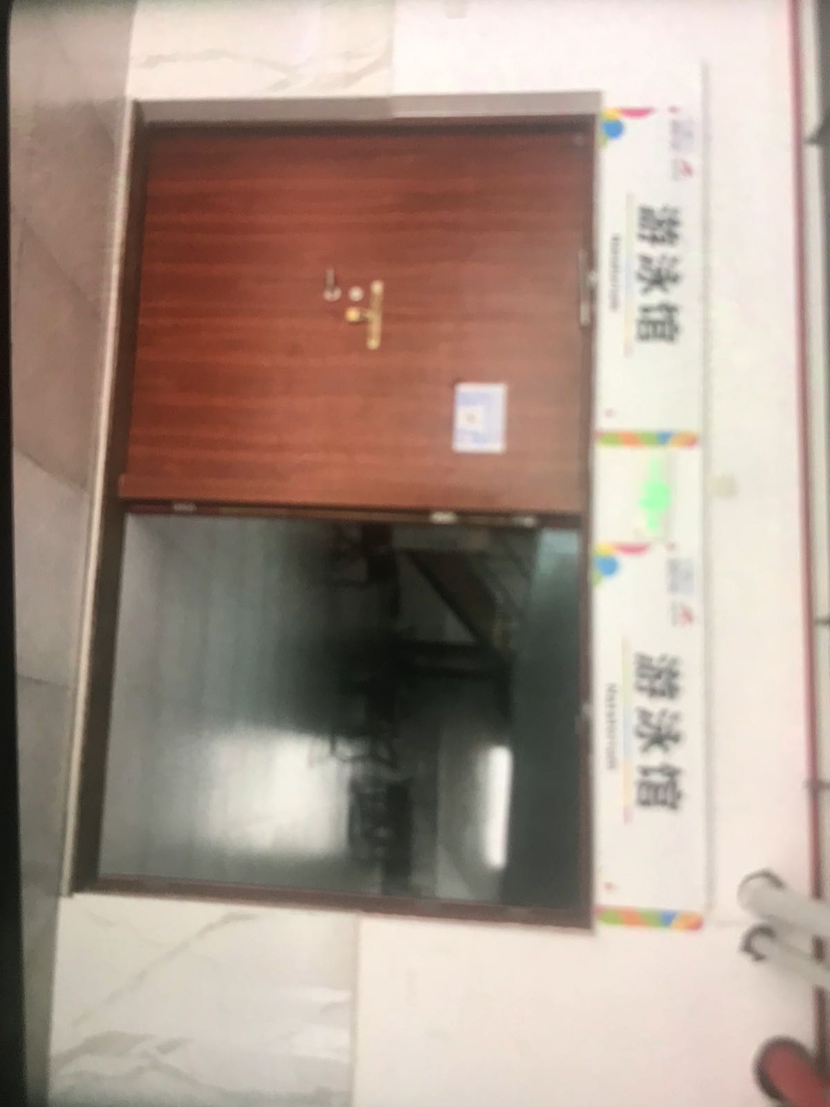 青少年健身游泳馆