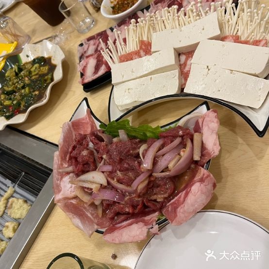 洪大潮汕牛肉火锅烤肉(财富广场店)