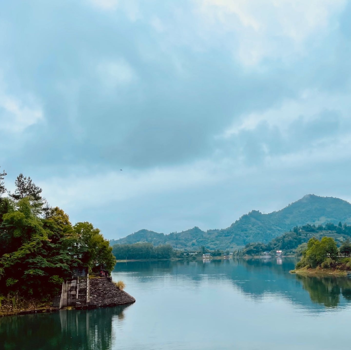 栖风湖景区