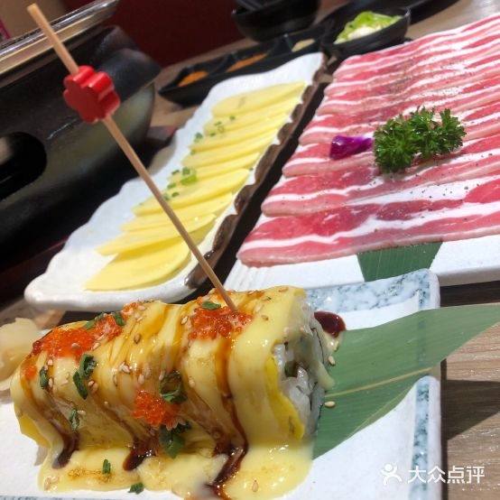 日之屋炭火捎肉(龙湖成都锦宸天街购物中心店)
