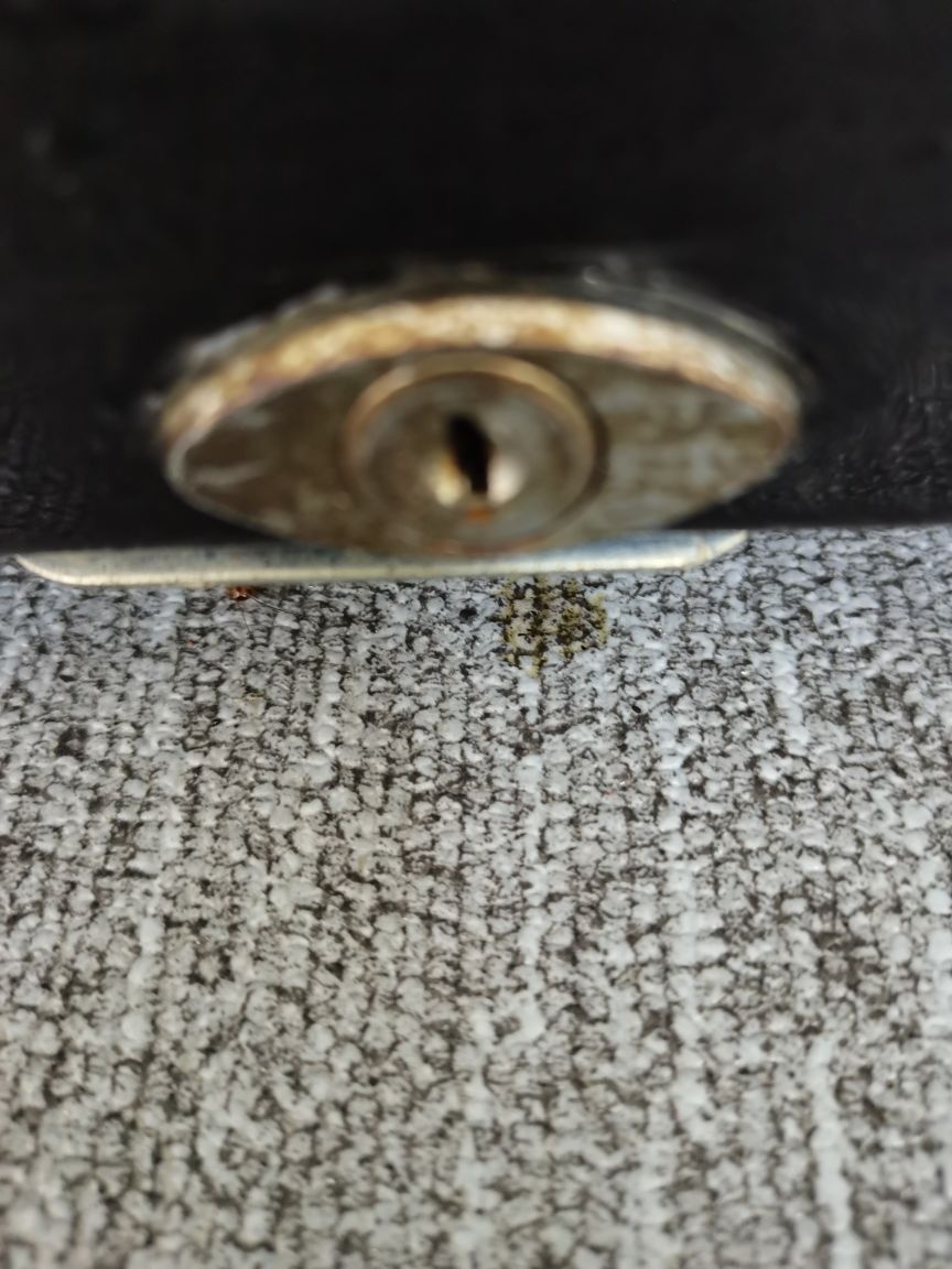 迅捷开锁换锁配汽车钥匙