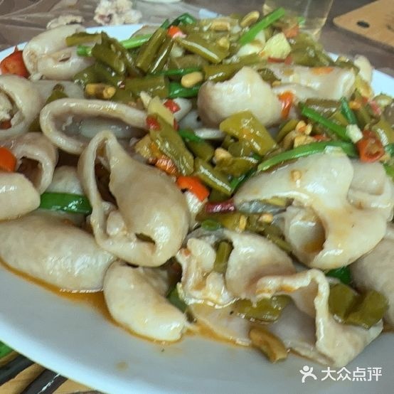 顺意饭店(乐昌市两江镇卫生院东南)