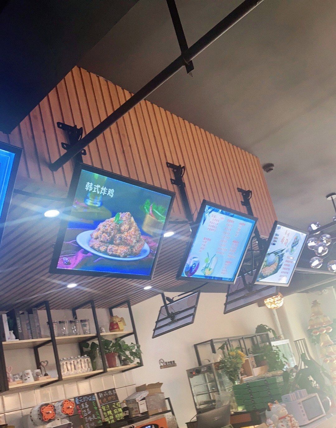 咔兹咔兹·汉堡店萨(绿地花都店)