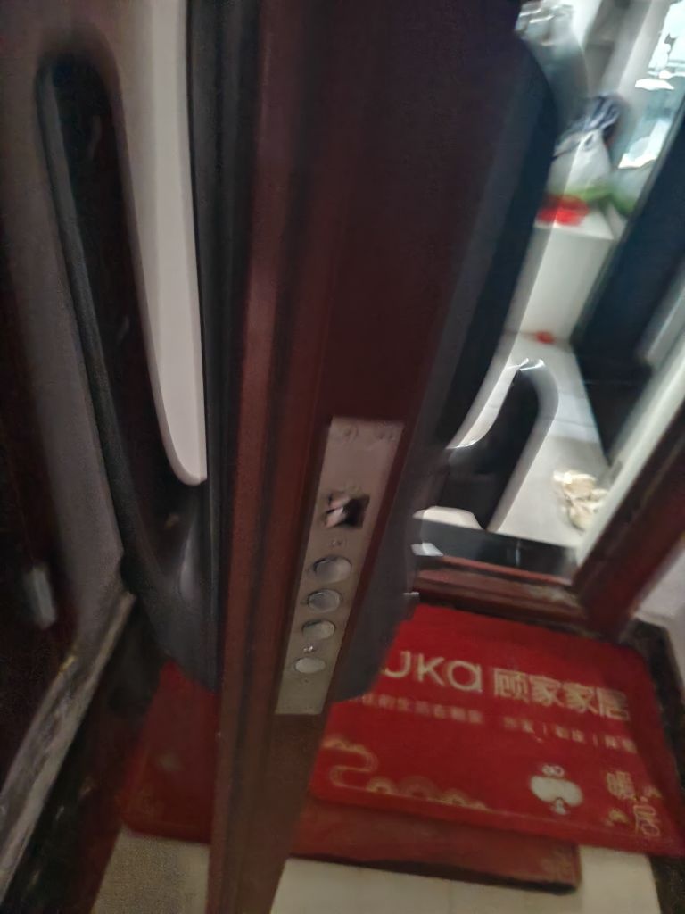 老武开锁换锁指纹锁