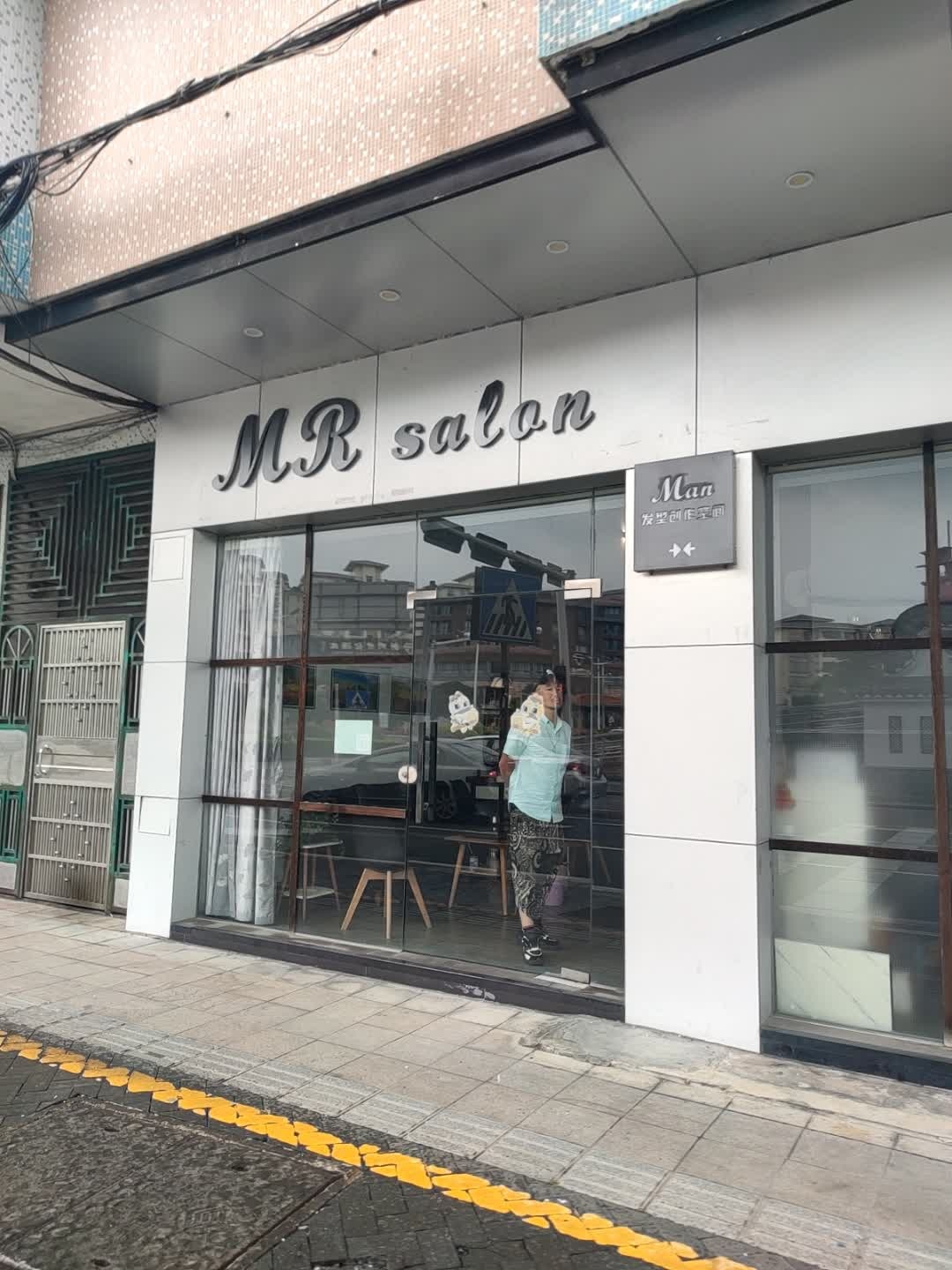 MR salon