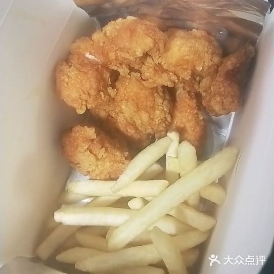 泰上皇炸鸡(东城店)