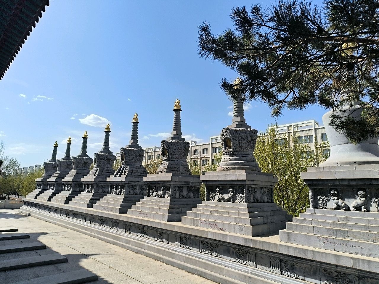 通辽市吉祥密乘大乐林寺-如来八塔