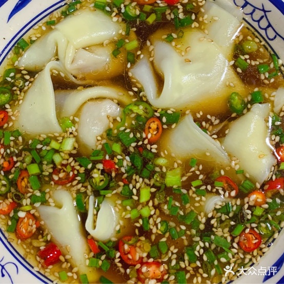 周老奶小吃店(楚雄新天地商业步行街店)