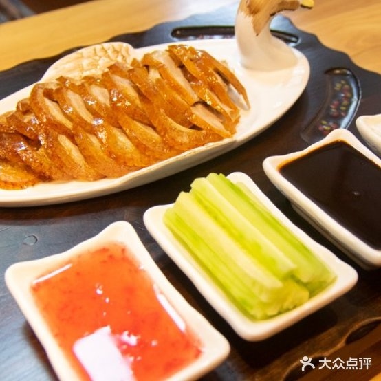 汇来烤鸭春饼店(光大新天地购物中心店)