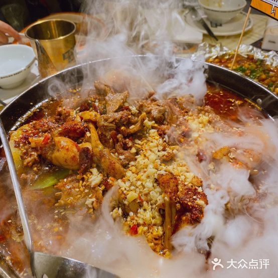二虎·麻辣水煮牛肉(五号停机坪店)