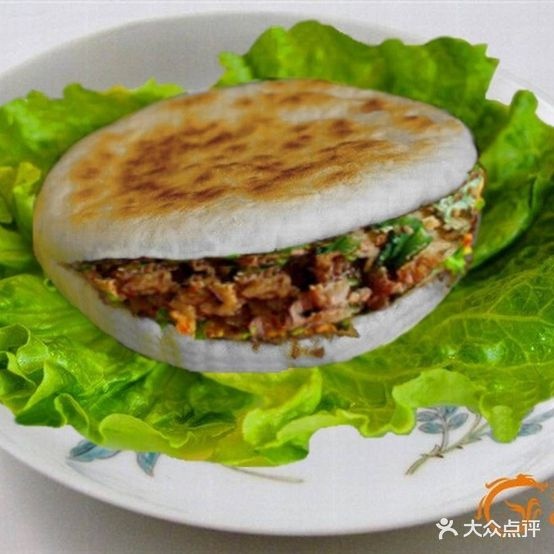 老轻工烤肉拌饭夹馅烤冷面