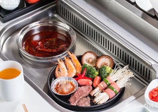 暮玛转自助烤肉小火锅(万达广场漳州碧湖店)