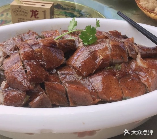辉皇美食城(东海一路店)