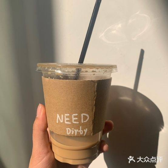 NEED COFFEE粒蝶咖啡(华联分店