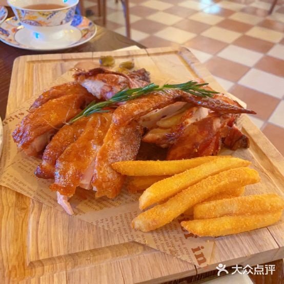 SVAGO意大利餐厅(侨城一号店)