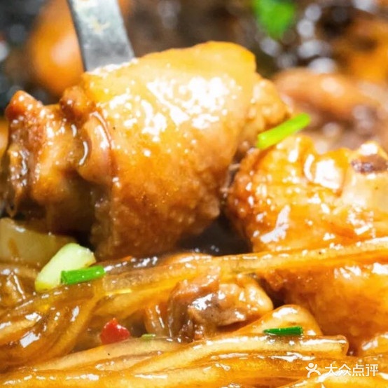 和晟sheng·东北铁锅炖(深圳首店)