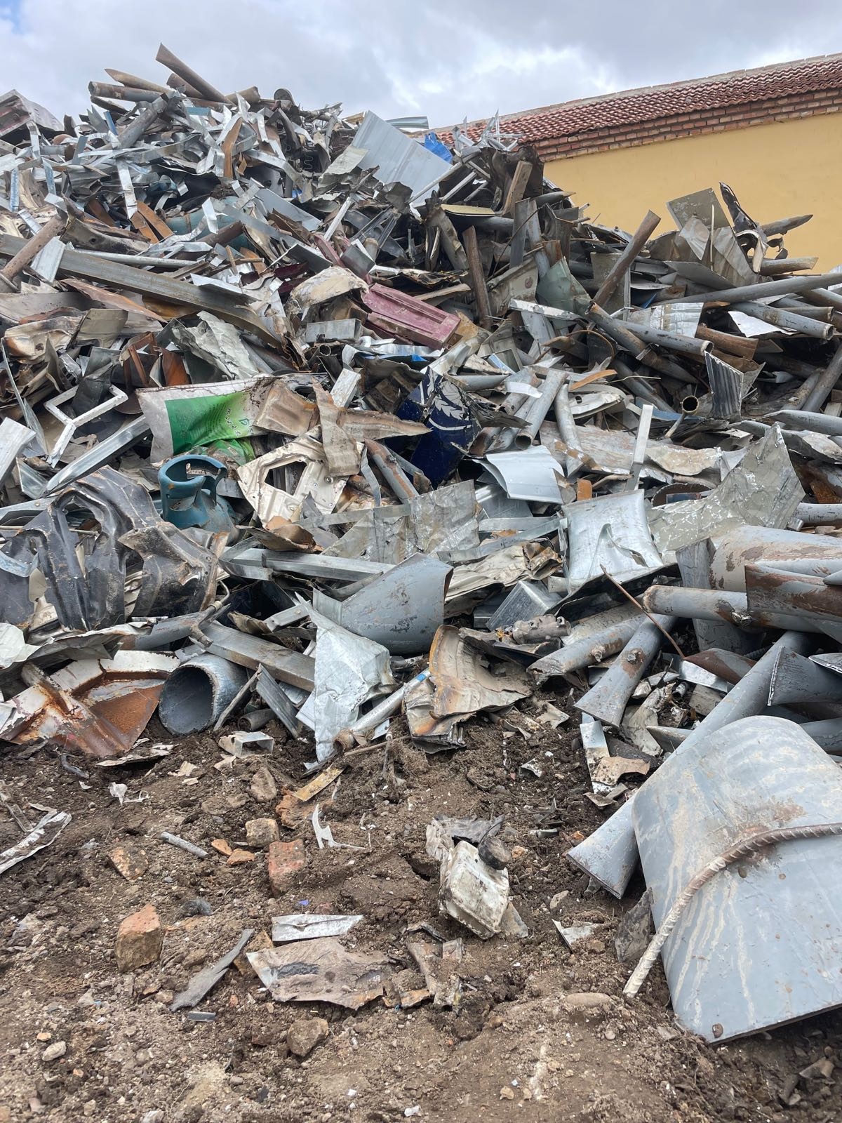 泽库海纳废品收购站