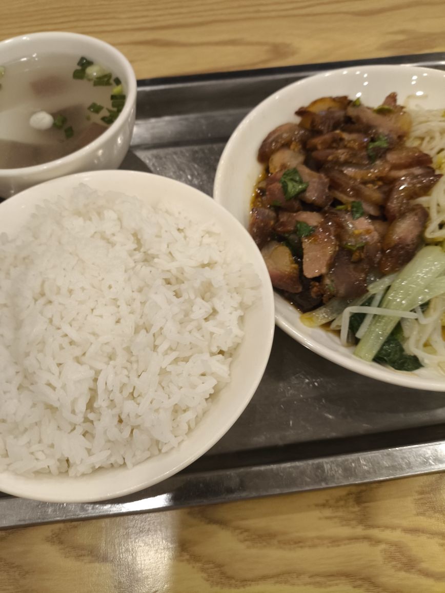 冯五烧腊(新兴街店)