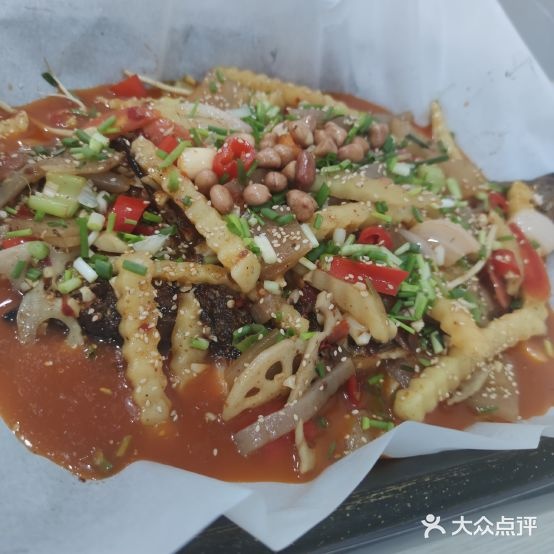 万州菜根烤鱼(万达店)