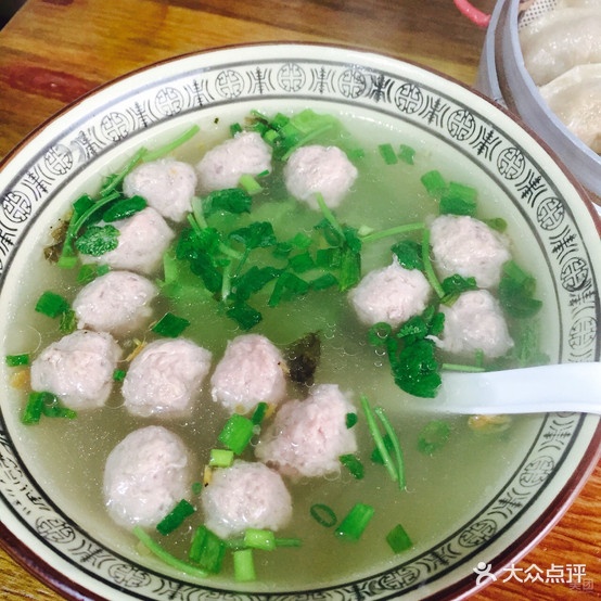 潮州客家手工肉丸米线象
