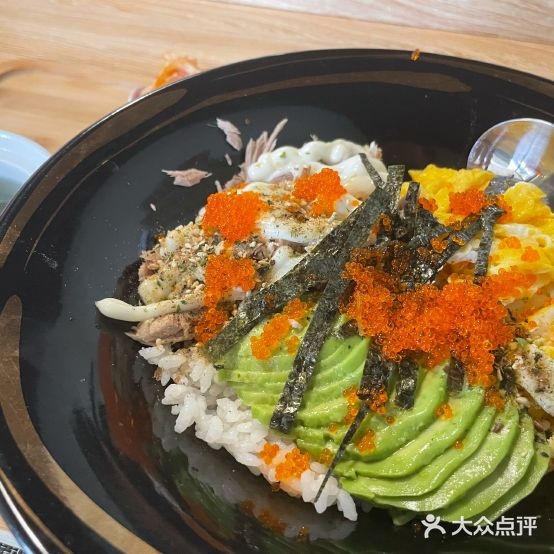 布由缇·小石头