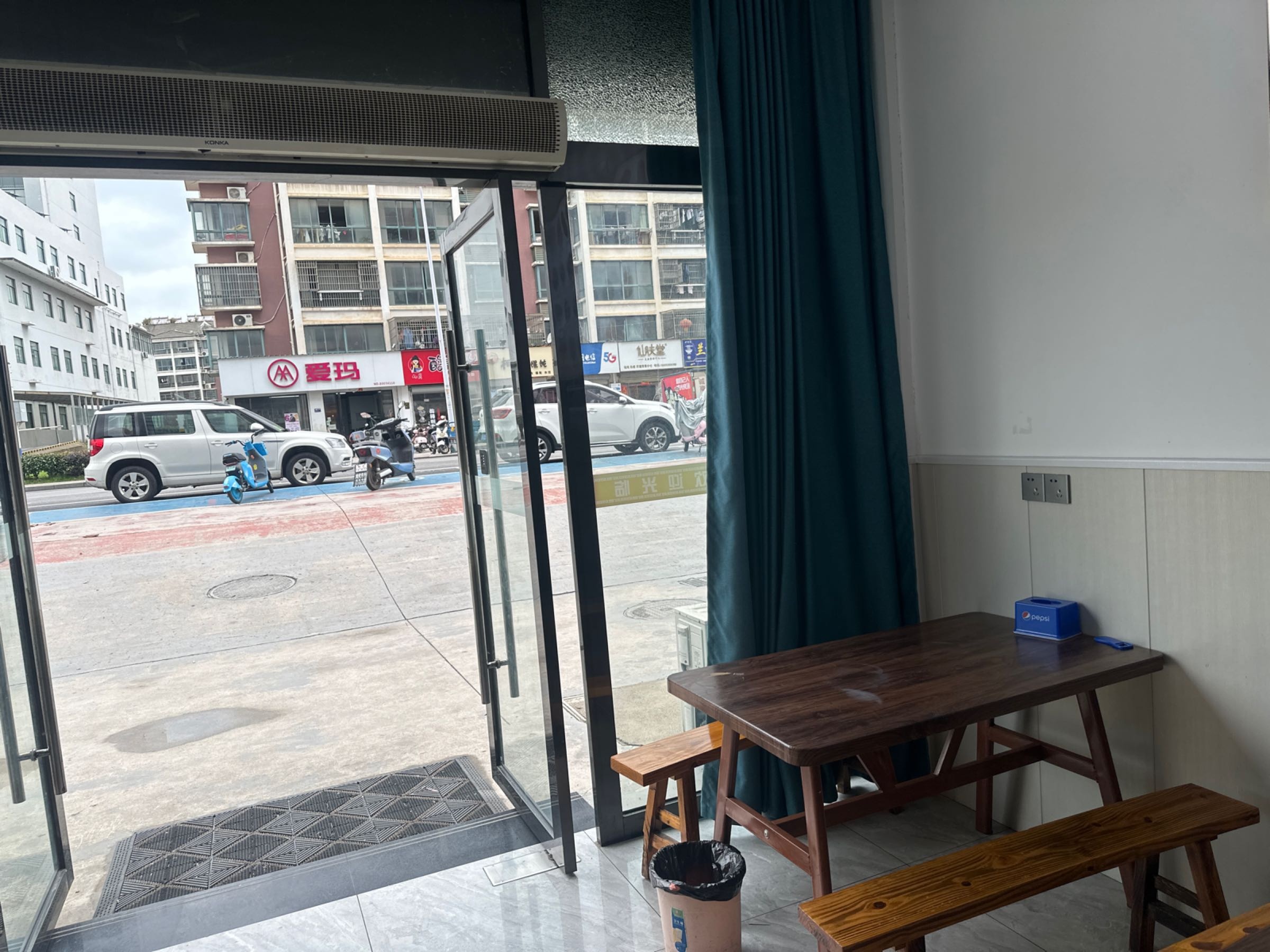 怡圆饭店(迎宾花园店)