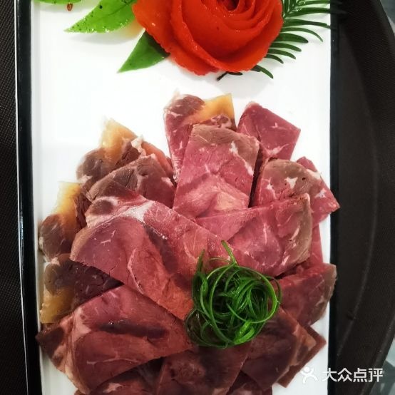 清真伊兰郡回民饭店