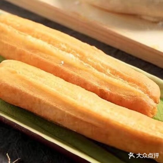 李记临江门鲜火锅