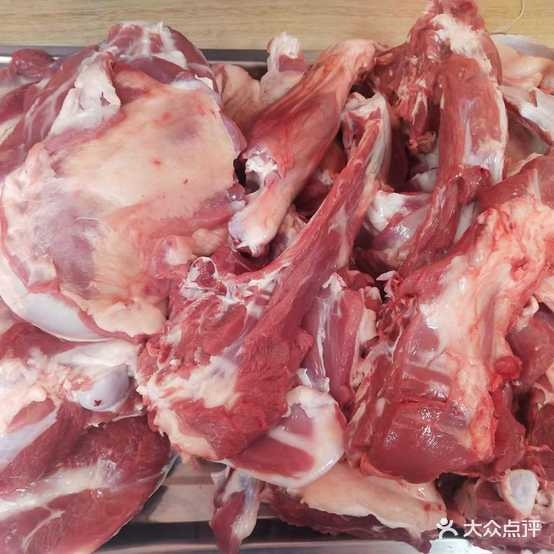 游牧人家羊粪火自煮手把肉