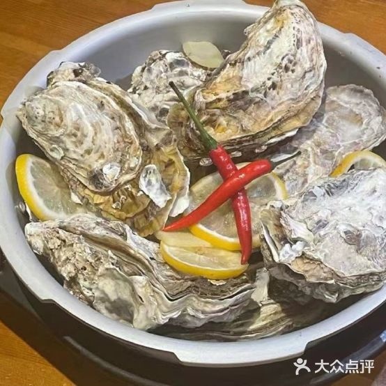 彪朕肥蚝生觫兄小海鲜