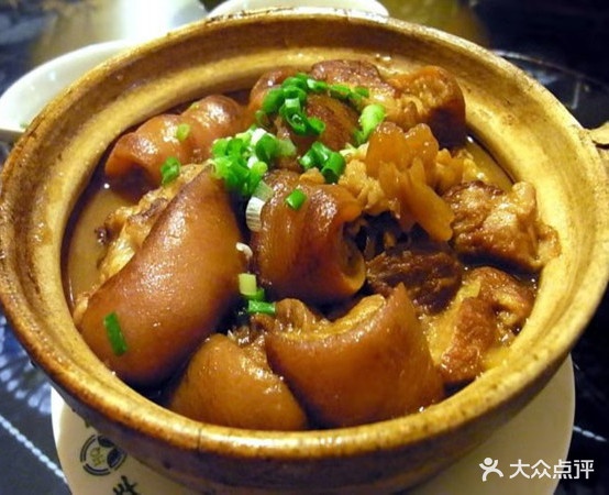 刘香沙锅居(平安西街店)