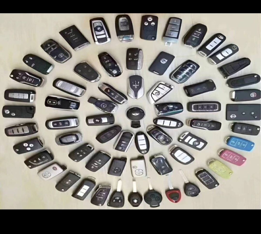 金钥匙开锁换锁配汽车钥匙