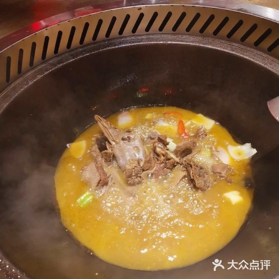 白帅好铁锅炖鱼鹅(尚东雅园店)
