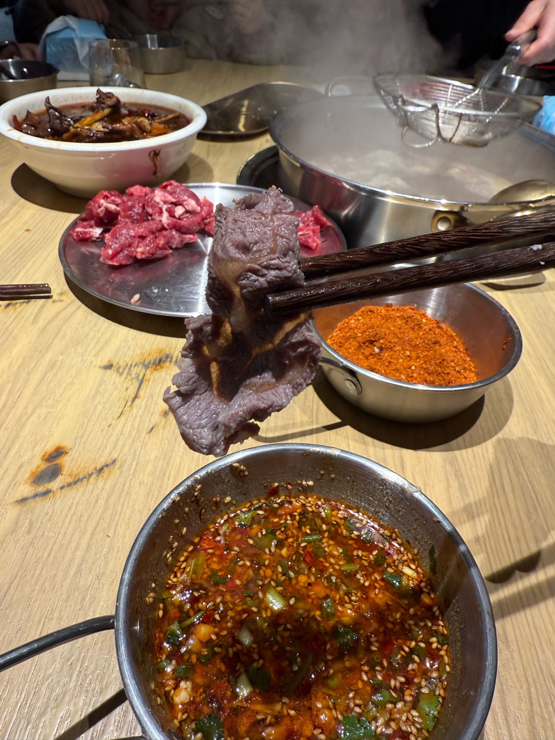 三五现切牛肉火锅