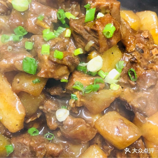 常派砂锅牛腩·养生汤馆砂锅面(长江路店)