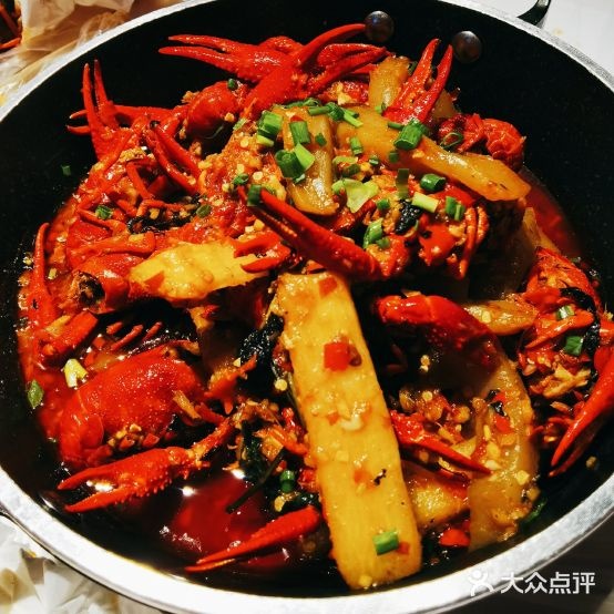 五溪红小子·麻辣小龙虾(黄兴广场店)