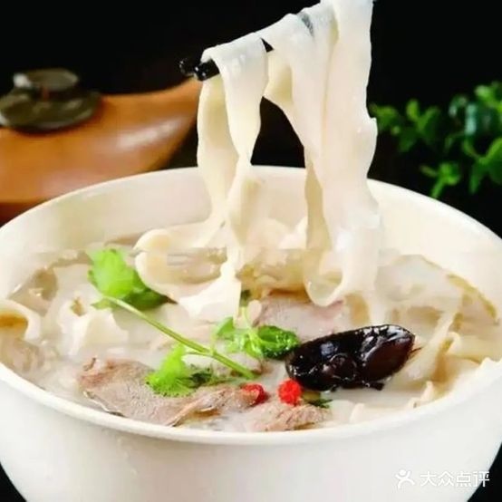 老南杨炝锅烩面龙虾烧烤(平安街路口店)