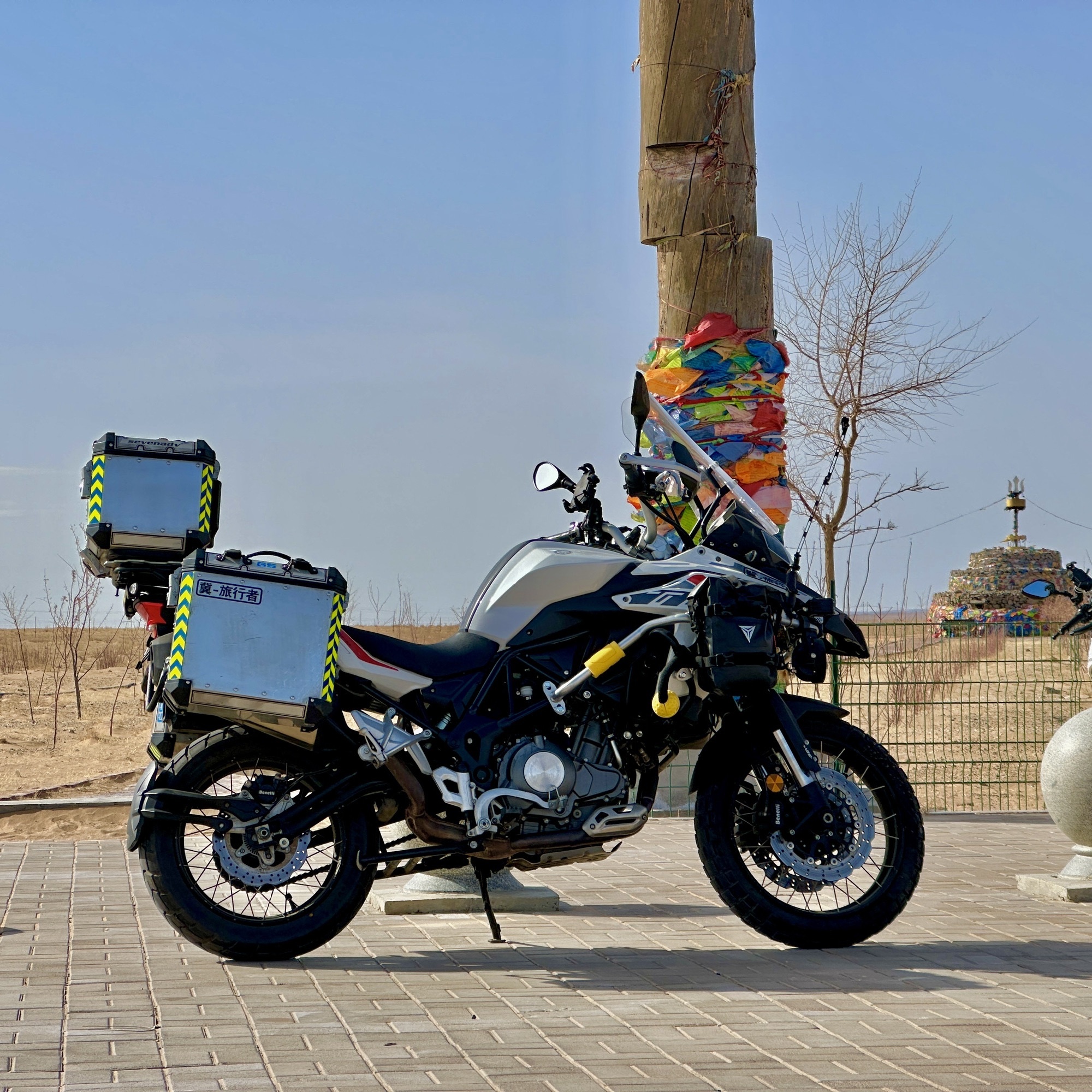 二连浩特国门景区