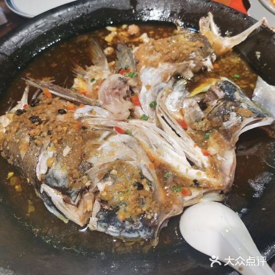 吃饭了湘寨小厨鱼头金王