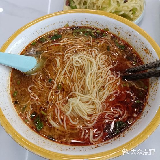 伊面德兰州牛肉面清真(南洪街店)