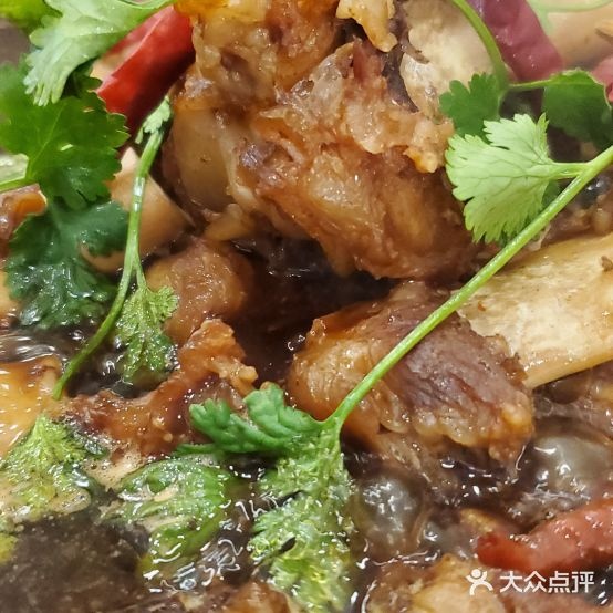聚解馋牛棒骨烩面